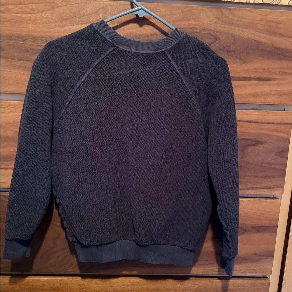 perfectwhitetee Women's XS Crewneck Sweater - Picture 2 of 2